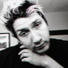 收听 Master Zang、观看音乐视频、阅读小传、查看巡演日期等 ！