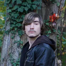 Poslechněte si interpreta Kyle Mercado, sledujte hudební videa, přečtěte si životopis, podívejte se na data turné a další informace.