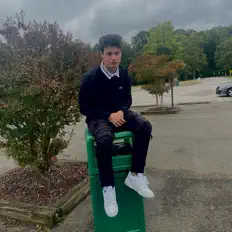 Kid Skovy을(를) 듣고, 뮤직 비디오를 보고, 약력을 읽고, 투어 일정 등을 확인하세요!