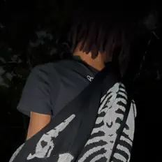 Posłuchaj wykonawcy Lunarscapex, obejrzyj teledyski, przeczytaj biografię, zobacz daty tras koncertowych i nie tylko!