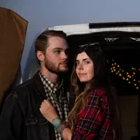 undefined सुनें, म्यूज़िक वीडियो देखें, बायो पढ़ें, दौरे की तारीखें और बहुत कुछ देखें!