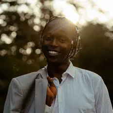 收听 Single Dee、观看音乐视频、阅读小传、查看巡演日期等 ！