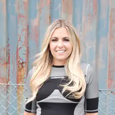 Ouça Jess Stickley, assista a videoclipes, leia a biografia, veja as datas das turnês e mais!