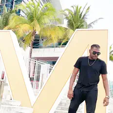 Listen to Marlin Brandoe, watch music videos, read bio, see tour dates & more!