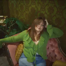 Shea Givens dinle, müzik videolarını izle, biyografisini oku, tur tarihlerini ve daha fazlasını gör!