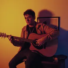 Escucha a Franco Torres, mira vídeos musicales, lee la biografía, consulta fechas de giras y mucho más.