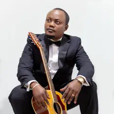 Chico Ndemboを聴いたり、ミュージックビデオを鑑賞したり、経歴やツアー日程などを確認したりしましょう！