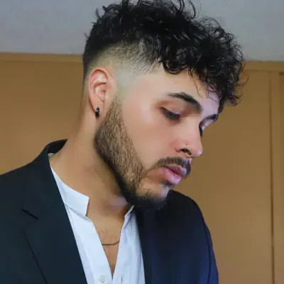 Listen to Alexander Pryll, watch music videos, read bio, see tour dates & more!