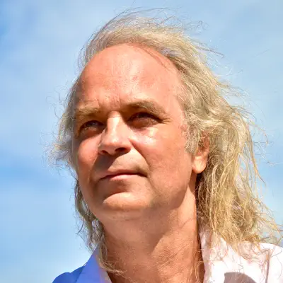 Listen to Eric Bernard, watch music videos, read bio, see tour dates & more!