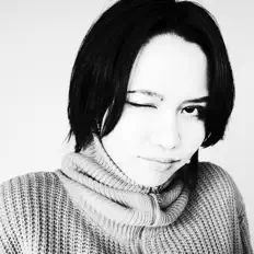 Sahnya을(를) 듣고, 뮤직 비디오를 보고, 약력을 읽고, 투어 일정 등을 확인하세요!