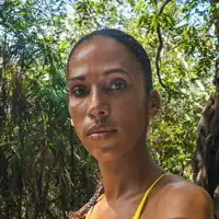 Posłuchaj wykonawcy undefined, obejrzyj teledyski, przeczytaj biografię, zobacz daty tras koncertowych i nie tylko!