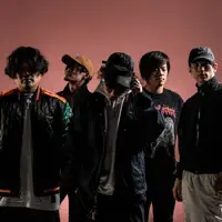 Dengarkan undefined, tonton video musik, baca bio, lihat tanggal tur & lainnya!