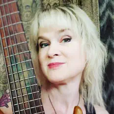 Listen to Lisa Mann, watch music videos, read bio, see tour dates & more!