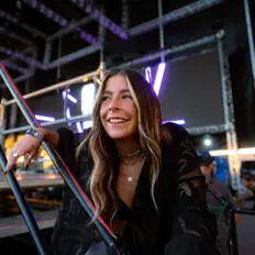 Ouve Little Fohx, vê vídeos de música, lê a biografia, vê as datas da digressão e muito mais!