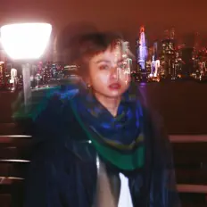 Ouça MAA, assista a videoclipes, leia a biografia, veja as datas das turnês e mais!