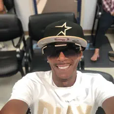 收听 Richmurder、观看音乐视频、阅读小传、查看巡演日期等 ！