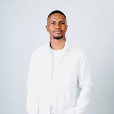 Dengarkan KHULI M, tonton video musik, baca bio, lihat tanggal tur & lainnya!