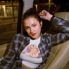 Ouve Paige Allen, vê vídeos de música, lê a biografia, vê as datas da digressão e muito mais!