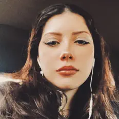 Poslechněte si interpreta Nina May, sledujte hudební videa, přečtěte si životopis, podívejte se na data turné a další informace.