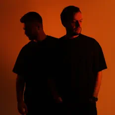 Écoutez monomuse, regardez des vidéoclips, lisez la biographie, consultez les dates de tournée et plus encore !