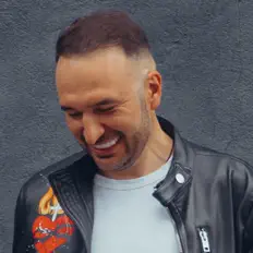 Ouça Тим Ян, assista a videoclipes, leia a biografia, veja as datas das turnês e mais!