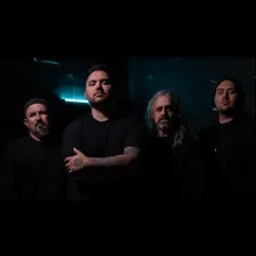 Ascolta GRIDIRON TX, guarda video musicali, leggi la biografia, vedi le date del tour & altro!
