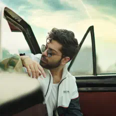 Abdullah Muzaffar을(를) 듣고, 뮤직 비디오를 보고, 약력을 읽고, 투어 일정 등을 확인하세요!