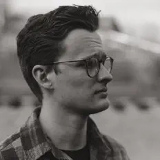 Ouça Isaac Alstad, assista a videoclipes, leia a biografia, veja as datas das turnês e mais!
