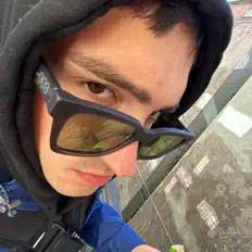 Listen to Charlie Dragster, watch music videos, read bio, see tour dates & more!