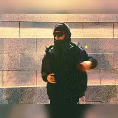 聆聽 Kid Knive、觀看音樂影片、閱讀小傳、查看巡演日期等！