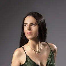 收听 AyseDeniz Gokcin、观看音乐视频、阅读小传、查看巡演日期等 ！