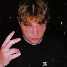 Ακούστε περιεχόμενο από sello, παρακολουθήστε μουσικά βίντεο, διαβάστε το βιογραφικό, δείτε ημερομηνίες περιοδείας, και πολλά ακόμη!