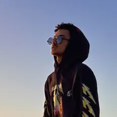 Ascolta XTC, guarda video musicali, leggi la biografia, vedi le date del tour & altro!