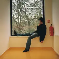 收听 hcnza、观看音乐视频、阅读小传、查看巡演日期等 ！