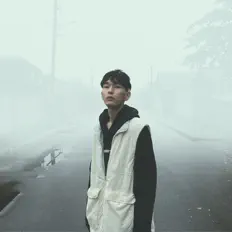 91pluggを聴いたり、ミュージックビデオを鑑賞したり、経歴やツアー日程などを確認したりしましょう！