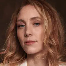 收听 Cali Wilson、观看音乐视频、阅读小传、查看巡演日期等 ！