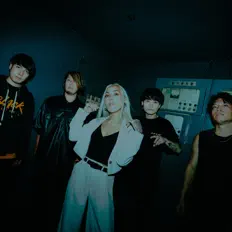 A Curtain Of Mistを聴いたり、ミュージックビデオを鑑賞したり、経歴やツアー日程などを確認したりしましょう！