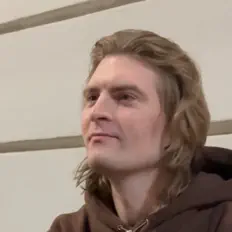 Acrone을(를) 듣고, 뮤직 비디오를 보고, 약력을 읽고, 투어 일정 등을 확인하세요!