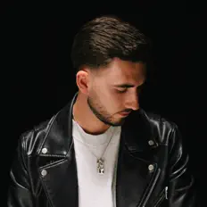 Escucha a Chris Bourne, mira vídeos musicales, lee la biografía, consulta fechas de giras y mucho más.