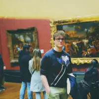 Hör dir undefined an, schau dir Musikvideos an, lies die Biografie, finde Tourdaten und mehr!