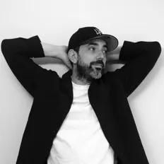 Emmett L. White을(를) 듣고, 뮤직 비디오를 보고, 약력을 읽고, 투어 일정 등을 확인하세요!