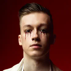 Ascolta Лавр Бельтюков, guarda video musicali, leggi la biografia, vedi le date del tour & altro!