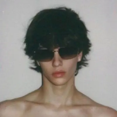Listen to laynhex, watch music videos, read bio, see tour dates & more!