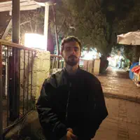 Escucha a undefined, mira vídeos musicales, lee la biografía, consulta fechas de giras y mucho más.