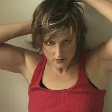 Dengarkan LAYNE, tonton video musik, baca bio, lihat tanggal tur & lainnya!