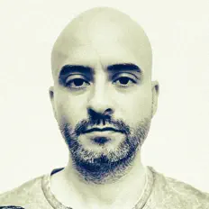 收听 Marcos、观看音乐视频、阅读小传、查看巡演日期等 ！