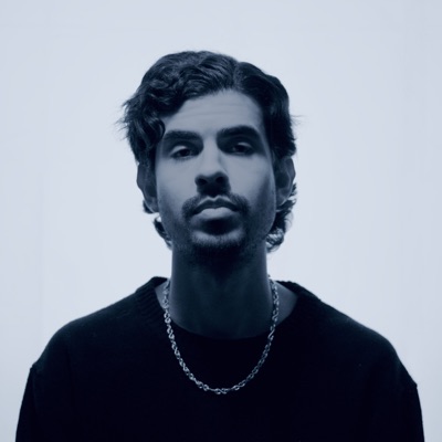 Listen to OLING, watch music videos, read bio, see tour dates & more!