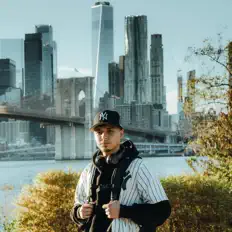 Listen to Rae Kounz, watch music videos, read bio, see tour dates & more!