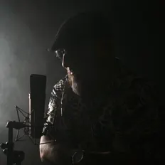 Listen to El Suso, watch music videos, read bio, see tour dates & more!