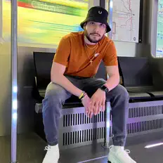 Luister naar Alboa, bekijk muziekvideo's, lees de bio, bekijk de tourdata, en meer!